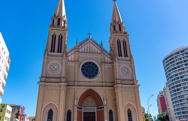 igreja católica em Curitiba