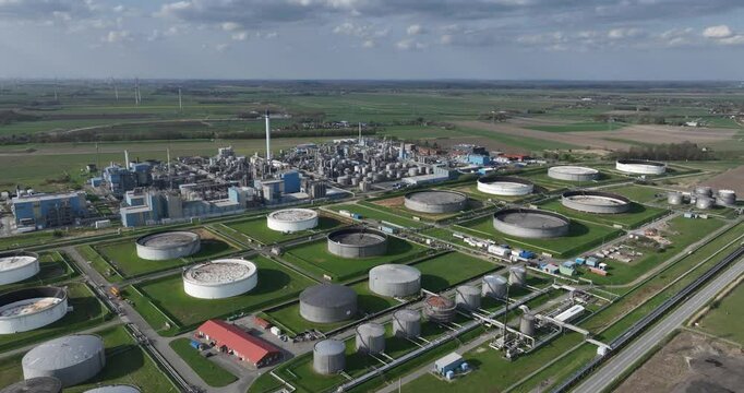 refinery in Brunsbuttel, Heide Refinery, energy and innovation in northern Germany. Industrial site. Petrochemical production.