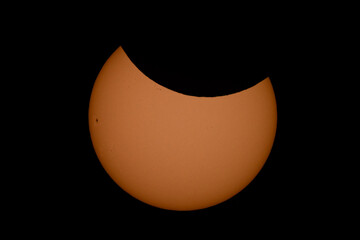 Eclipse parcial de sol 2025