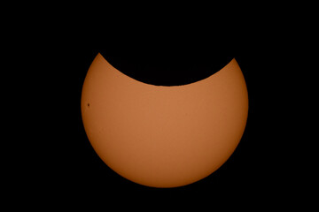 Eclipse parcial de sol 2025