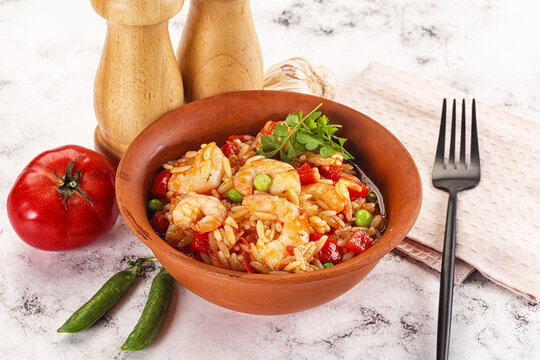 Italian pasta orzo with prawn
