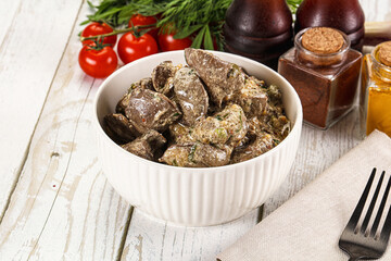 Roasted chicken liver with cream