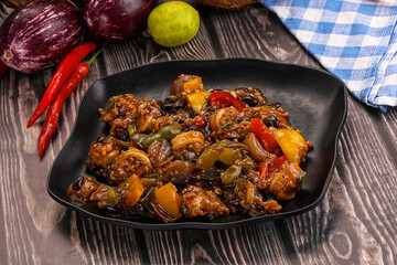 Squid with vegetables in oyser sauce