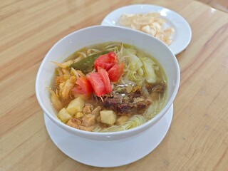 Cabbage and mushroom soup