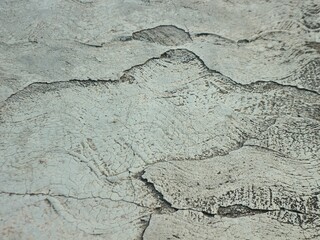 cracked concrete walkway