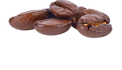 Obraz premium Coffee beans isolated on white background 