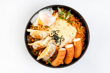 Ramen Noodles with Sausages, Egg, Melted Cheese and Scallion,  Carbonara  Ramyun, Korean Noodles