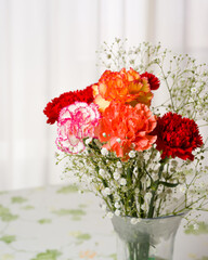 母の日のブーケ　母の日の感謝を込めて贈りたい花束