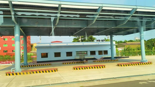 Toll Booth Or Toll Plaza, Passenger Shade Located Along A Highway Or Expressway In Bangladesh - POV Shot