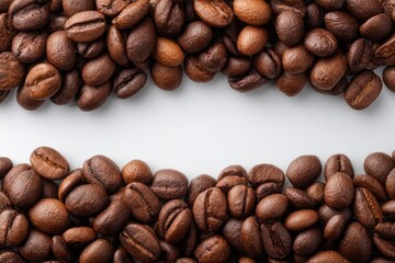 Naklejka premium Roasted Coffee Beans: A Rich, Aromatic Still Life