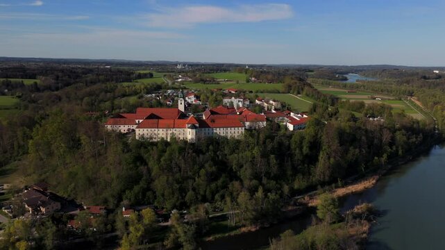 Luftbildaufnahme Kloster Attel bei Wasserburg mit Michaelskirche gehort zu den altesten Kultstatten des weiten Umkreises Wasserburg am Inn, Germany, Bavaria. Baroque architecture, spring landscape. 