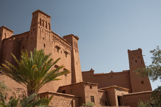 Architecture of ancient earthen kasbah in Ksar of Ait Ben Haddou