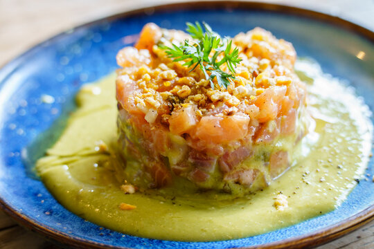 Cured salmon tartar with "acevichado" avocado and toasted corn dressing, Sant Cugat del Vall&egrave;s, (Vall&egrave;s Occidental), Catalonia, Spain