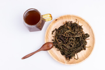 A medicinal liquid made by soaking dried dandelions and other Chinese herbal medicines