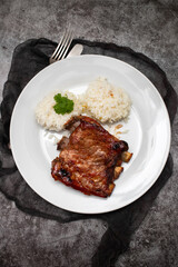 Braised ribs with boiled rice