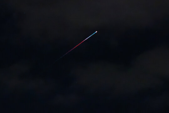 Rocket Launch in the sky looks like a shooting star from far away