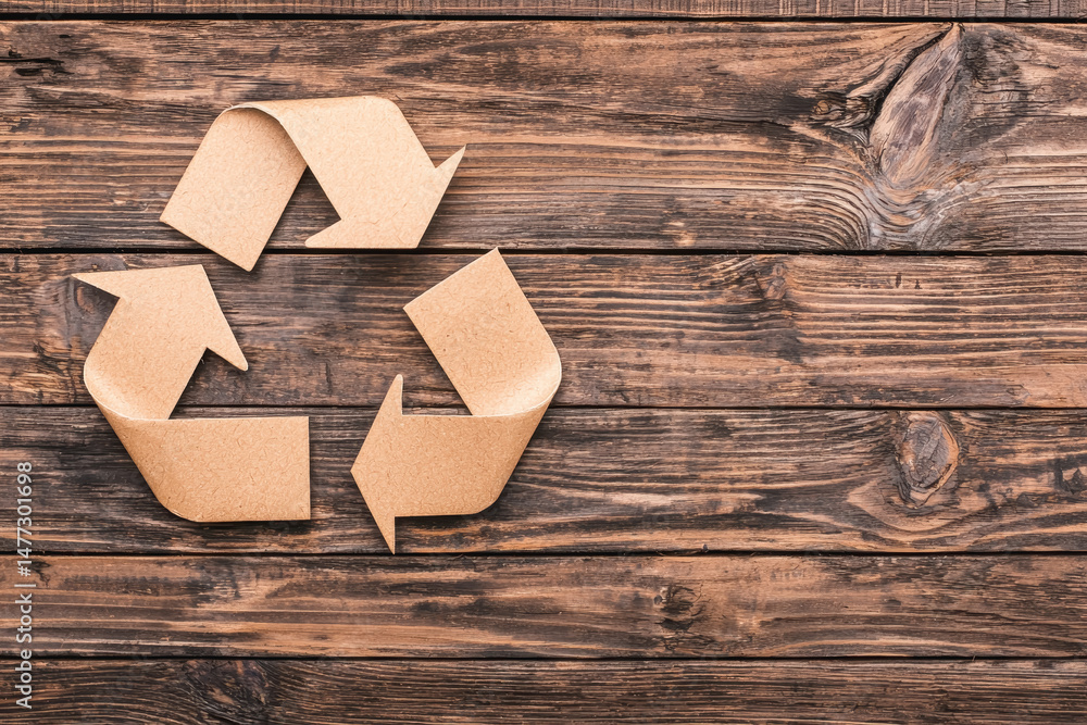 Poster unique recalte displayed on a rustic wooden background emphasizing natural elements and eco-friendly