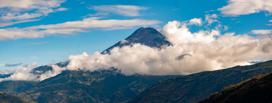 Tunguragua Volc&aacute;n
