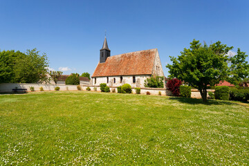 Fototapeta premium Gravon village the in the alluvial plain of La Bassée. Île-de-France region