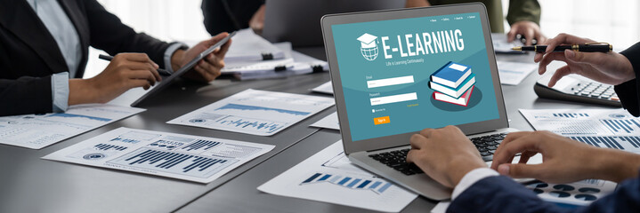 E-learning website with brisk sofware for student to study online on the internet network