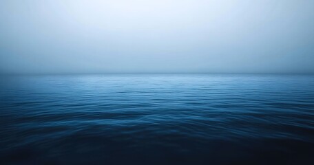 Obraz premium Distorted Ocean Horizon With Gray Mist