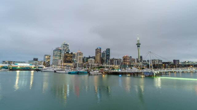 Timelapse video of Auckland of New Zealand transiting from sunset into night