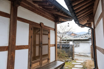 伝統建築の古い家屋が残る全州韓屋村