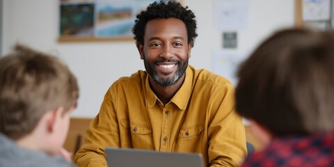 Teacher engaging students with digital resources in online learning environment