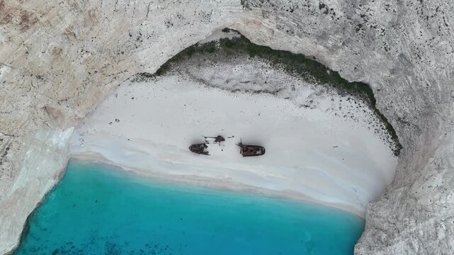 Beach Navio, a ship forgotten on the coast.	