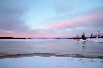 冬のフィンランドコッコラの海と空