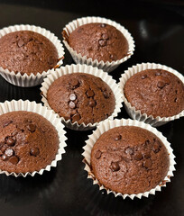 chocolate chip muffins