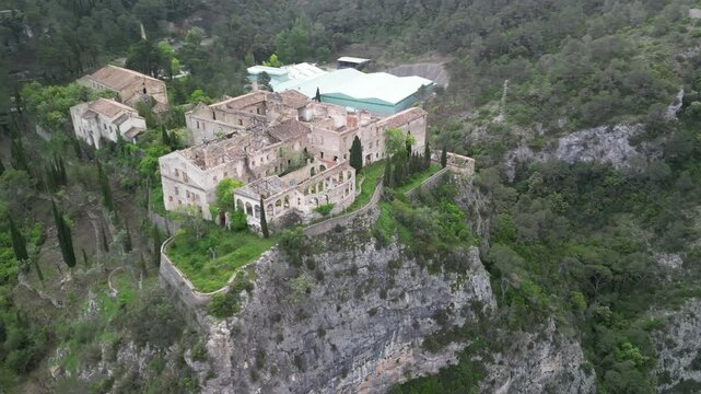 Card&oacute; Spa, Card&oacute; Mountain Range, Benifallet, Baix Ebre, Tarragona
