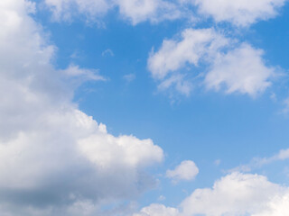 5月　昼の青空と雲62