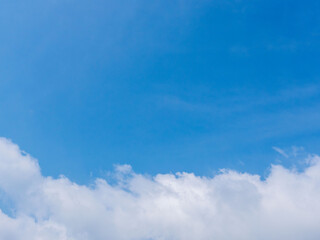 5月　昼の青空と雲108