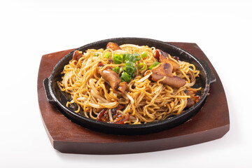 鉄板ホルモン焼きそば