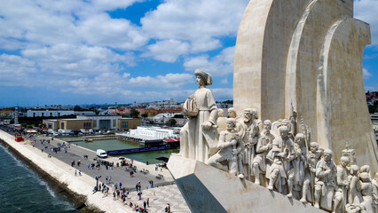 Padr&atilde;o dos Descobrimentos &agrave;s margens do Tejo em Lisboa

