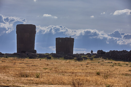 Echoes of the past by Lake Umayo.The ancient chullpas of Sillustani rise proudly against the stunning backdrop of the Andean highlands. These majestic stone towers, once burial sites, hold stories.