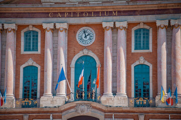 Albi avec les yeux de pixato