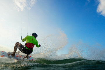kitesurf
