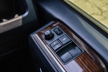 Push button, command control button on the car