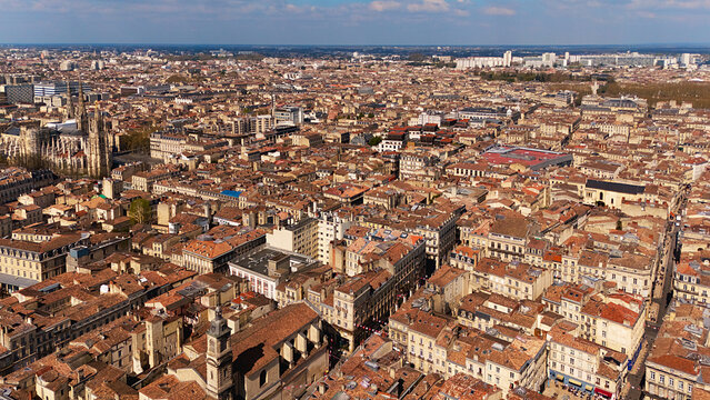 Panoramic aerial view of central Bordeaux and cathedral - Powered by Adobe