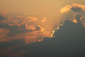 Chmurka w kształcie wielbłąda  © POV_swiata