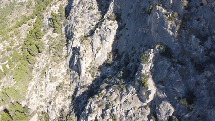 Mountain landscapes with clear blue skies on a sunny day