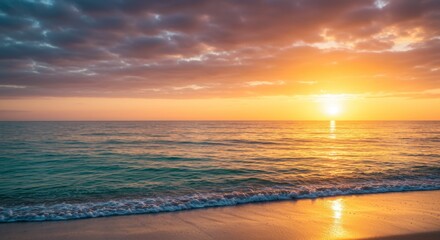 Obraz premium Vibrant Sunset Over Ocean Beach