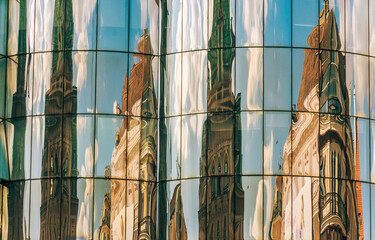 Wiedeń- budynki odbite w szkle © Grzegorz Polak