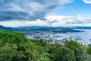 弓張岳展望所から見る佐世保市の街並み