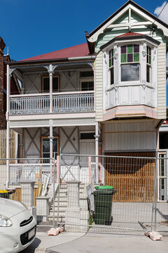 home under extension and renovation