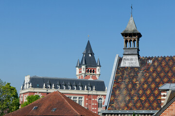 Clocheton &eacute;glise Ste-Barbe et beffroi de l'h&ocirc;tel de ville de Bruay-la-Bussi&egrave;re - Pas-de-Calais - France