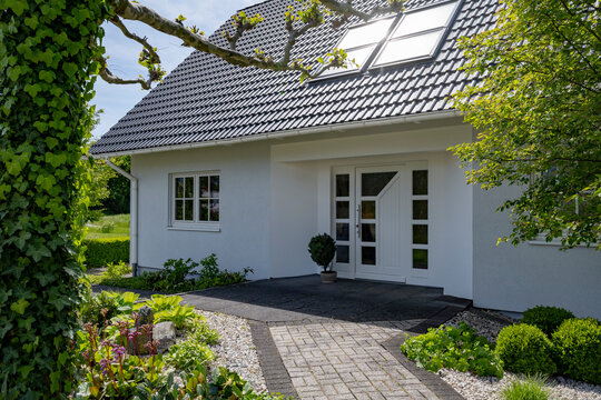 Moderner Hauseingang