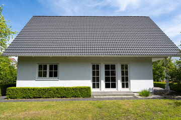 Eigenheim im Gr&uuml;nen